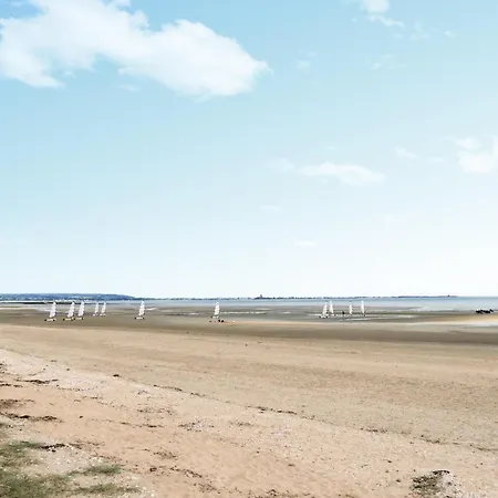 Semesterbostad In With Kitchen Quettehou