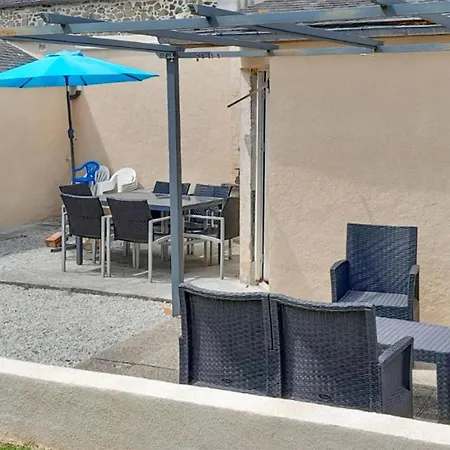 In With Kitchen Semesterbostad Quettehou