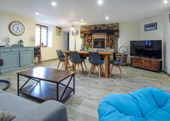 In With Kitchen Semesterbostad