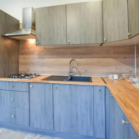 In With Kitchen *