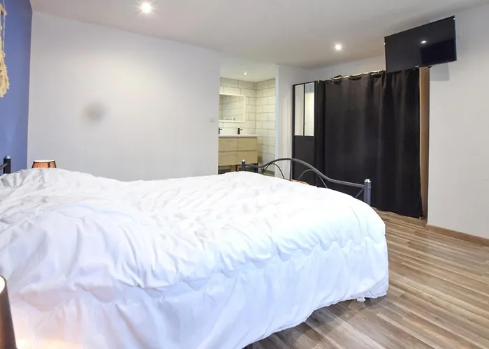 בית נופש In With Kitchen